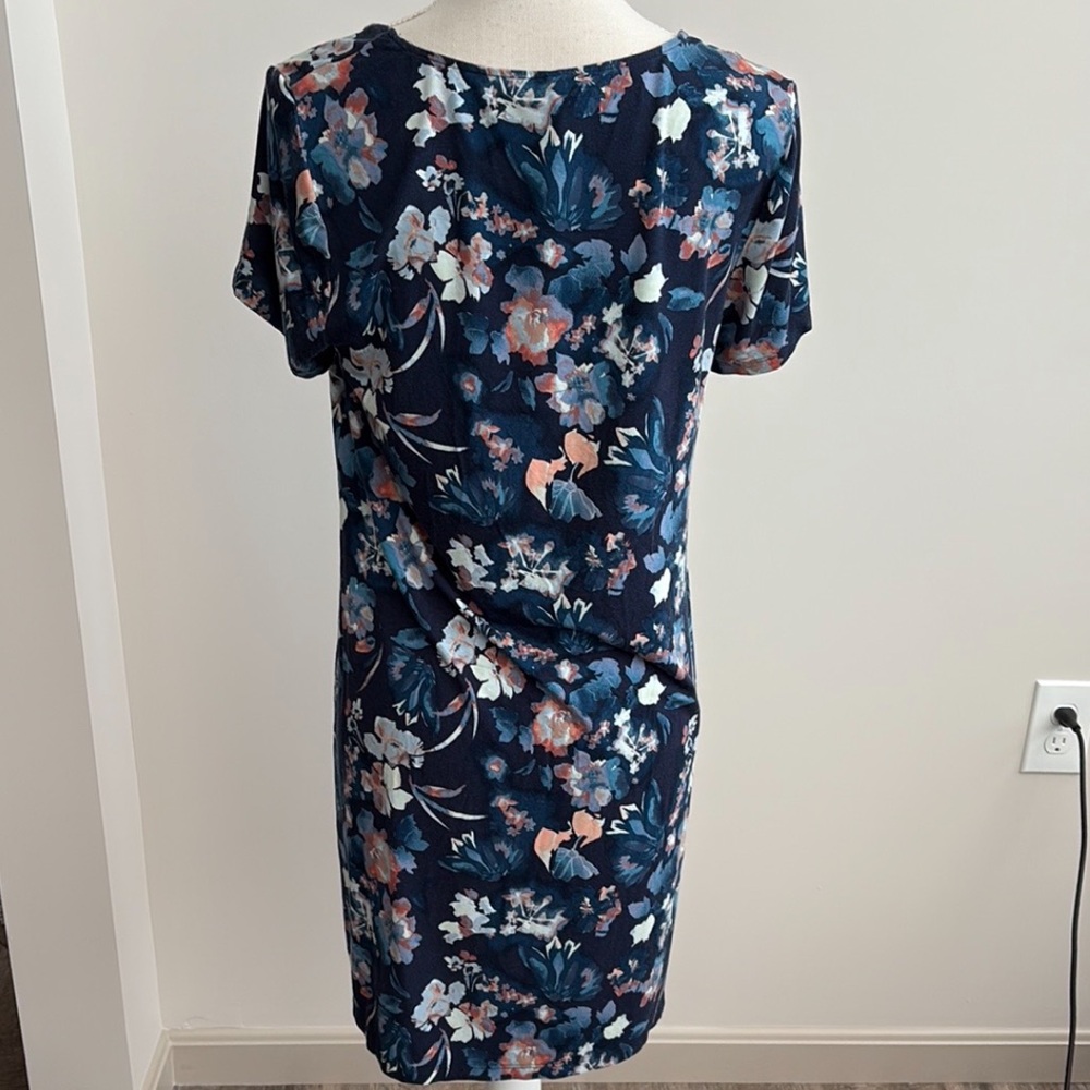 Soma Nightgown Floral Navy Short Sleeve Stretchy Size S Knee Length - Picture 4 of 5